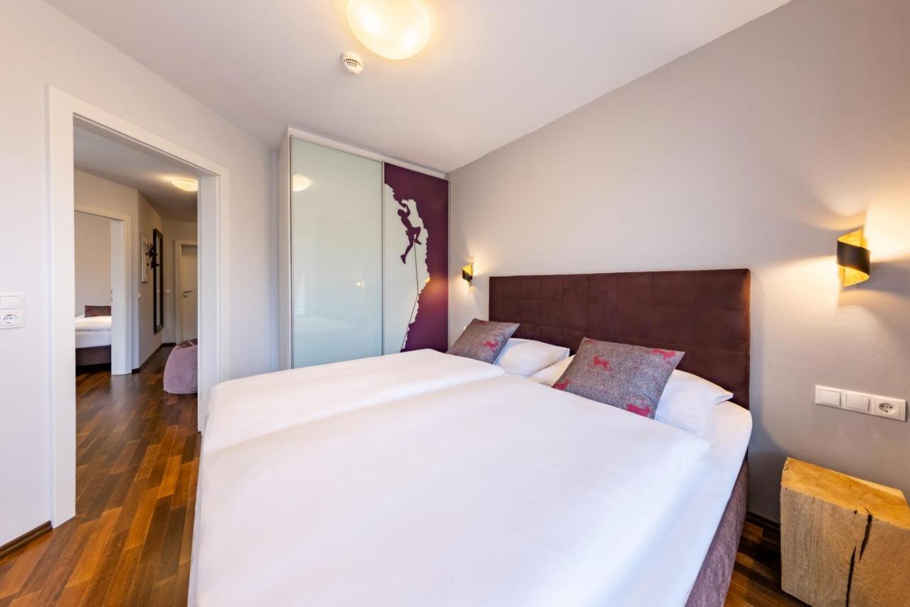 Der Sonnberg Alpinlodges - Apartments Mit Seeblick, Privater Sauna Und Self Check-In Zell am See Exterior photo